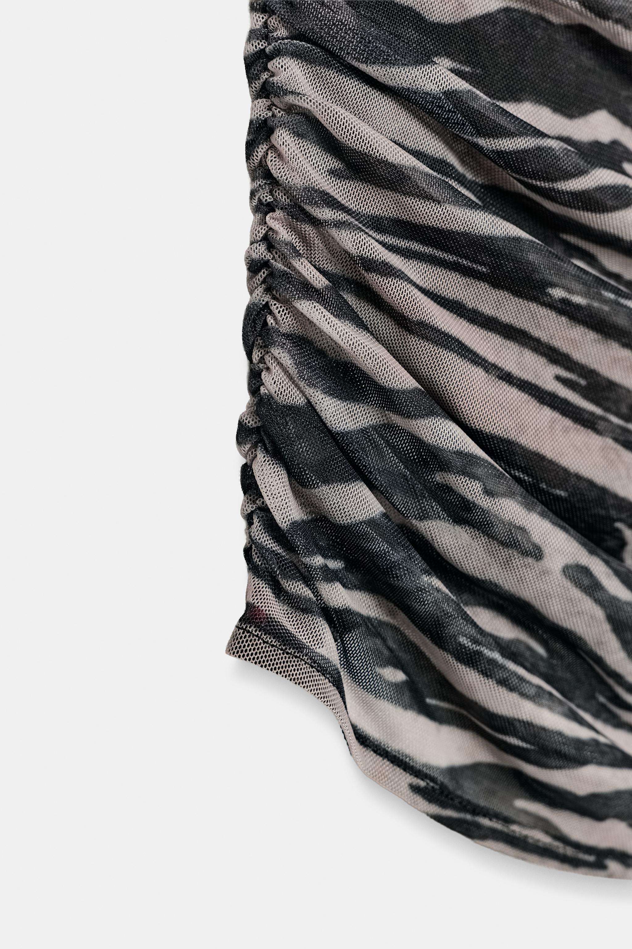 ANIMAL PRINT SCARF TOP